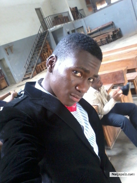 I' m cool, straight forward and easy going.... 7BFBC454,ma pin add up, if u wanna be nawty - click for next photo