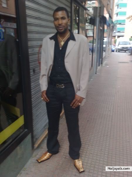  - click for next photo