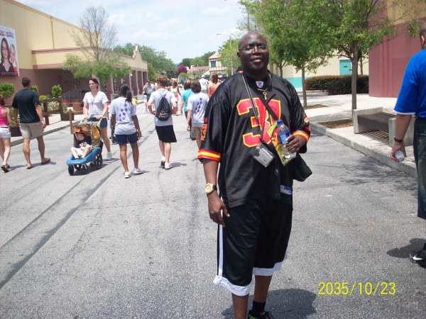 olu - click for next photo