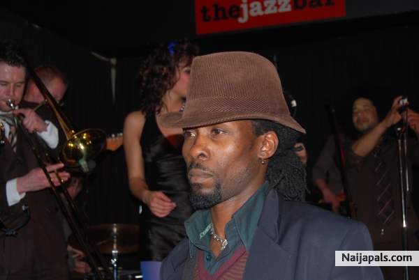 jazz bar - click for next photo