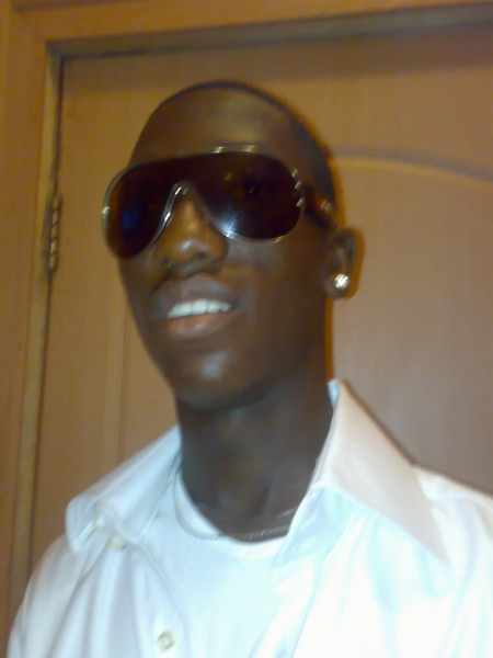  - click for next photo