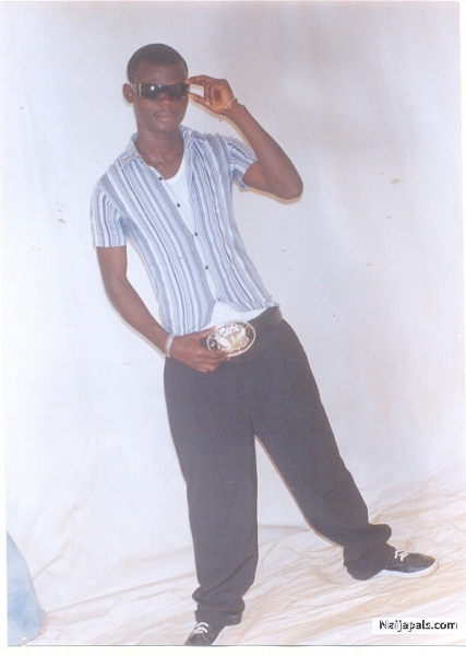  - click for next photo