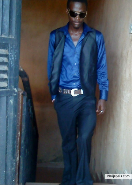  - click for next photo