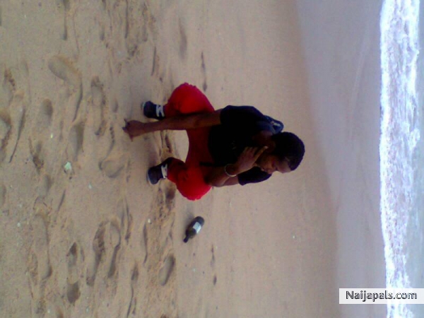  - click for next photo