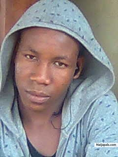 me just...... flexing..... - click for next photo