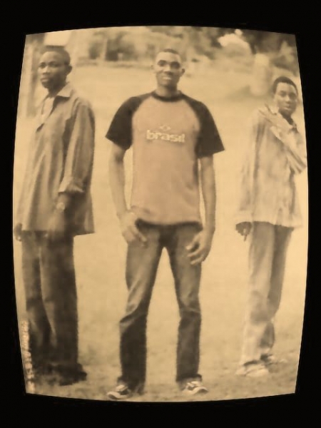  - click for next photo