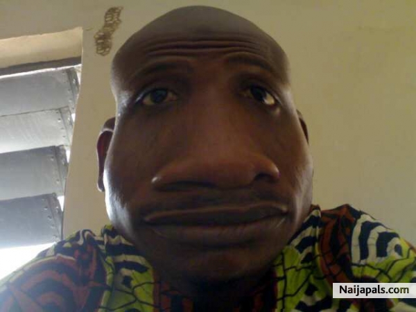 Na me b dis - click for next photo