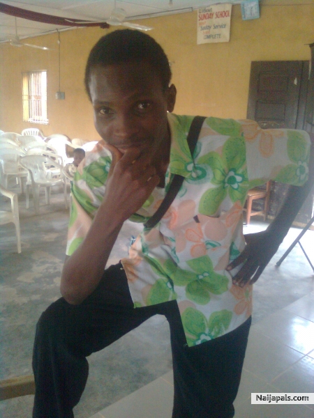  - click for next photo