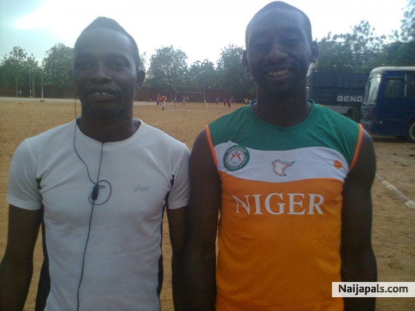 me nd my teammate nd Niger international HAMISOU MALAM - click for next photo