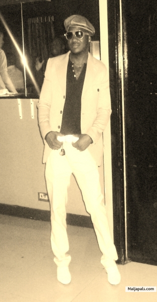  - click for next photo