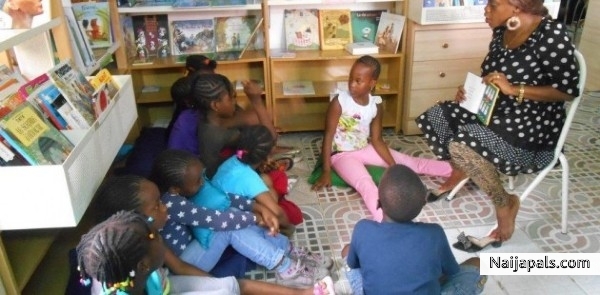 giving lessons to children of my age. - click for next photo
