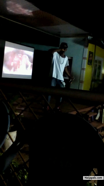 klefjay performing mgbeke live on stage - click for next photo