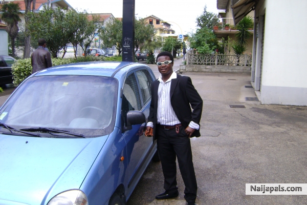  - click for next photo