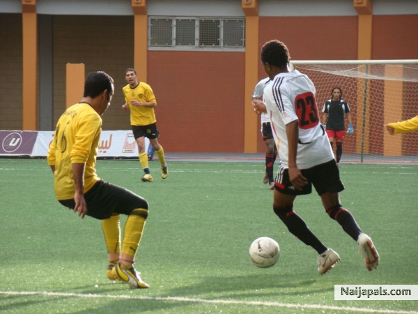 ON THE MOVE IN A MATCH - click for next photo