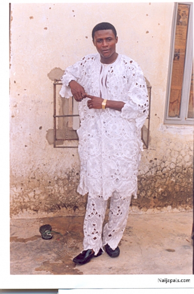 - click for next photo