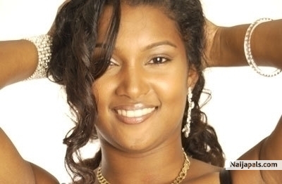 Alessa - click for next photo
