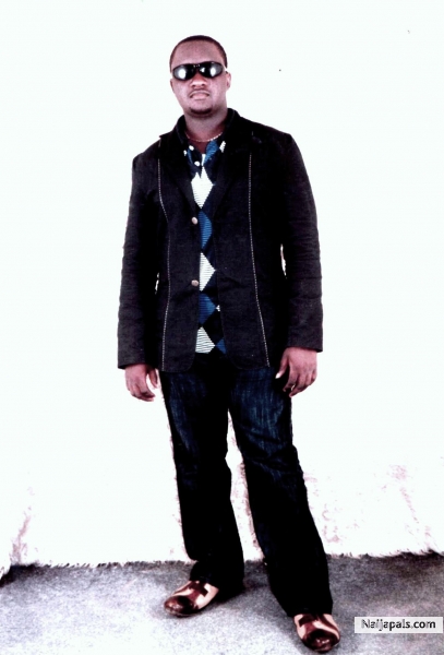  - click for next photo