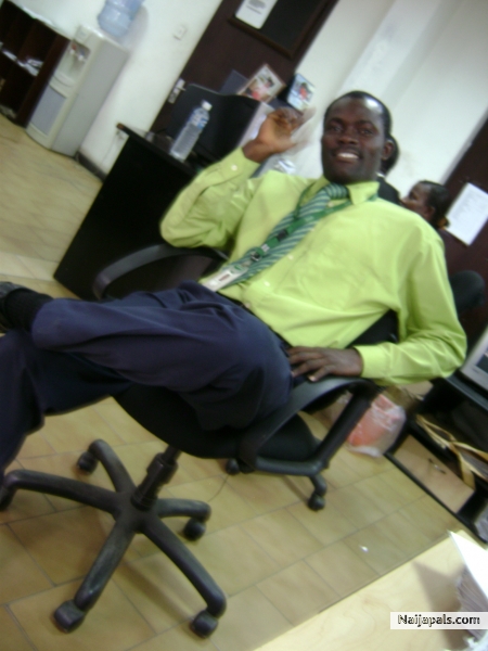 Dis Me Myself - click for next photo