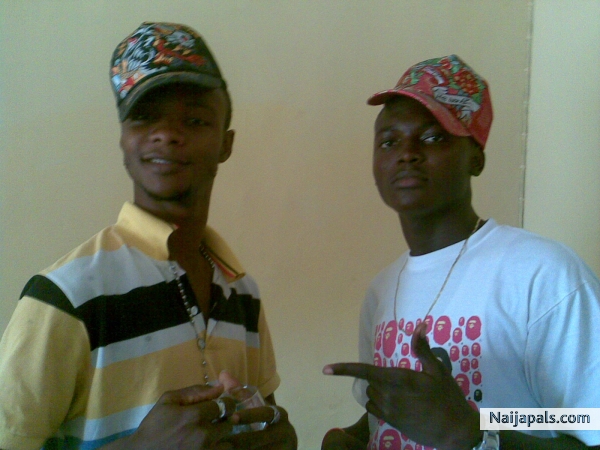 What you think about this??..lol.. I' m a pimp in my white Bape top. - click for next photo