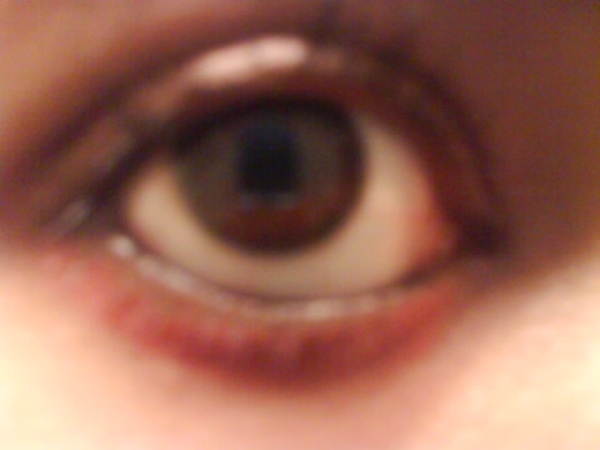 its my eye..... - click for next photo