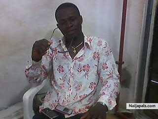  - click for next photo