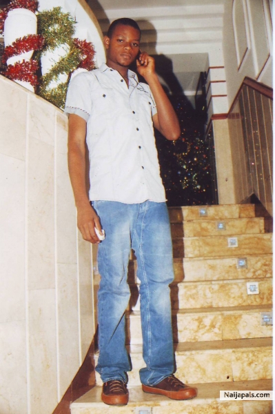  - click for next photo