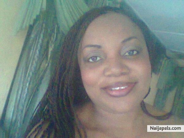 Baba God Noni! - click for next photo