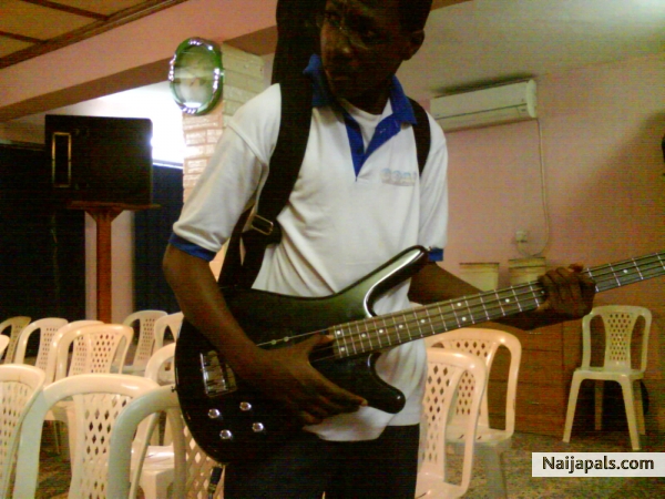 Rock SupaStar - click for next photo