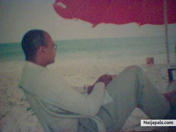  - click for next photo