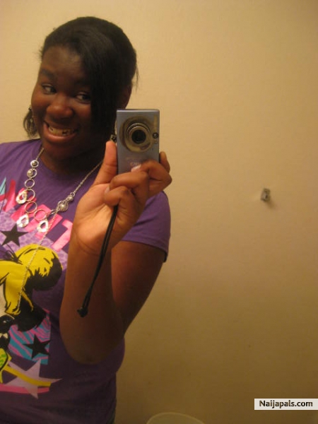 thuqqin f00liie - click for next photo