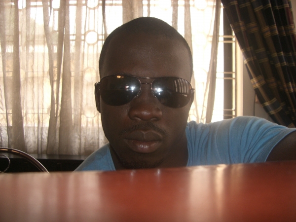  - click for next photo