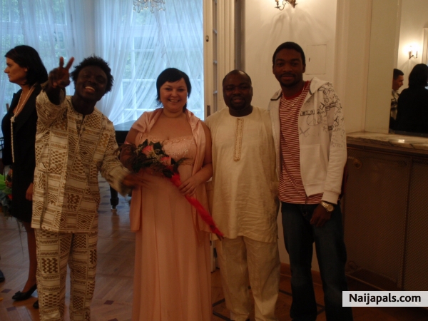 eyin iyawo oni mo eni oooooo - click for next photo