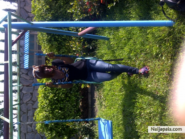  - click for next photo