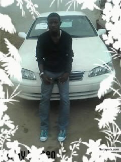 aakayromeo - click for next photo