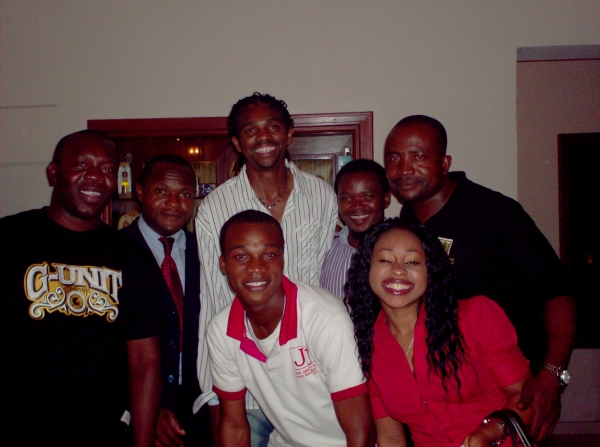 kanu & d gang - click for next photo