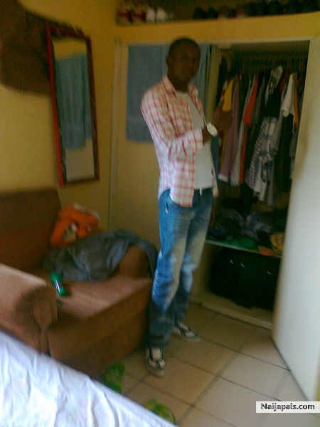  - click for next photo