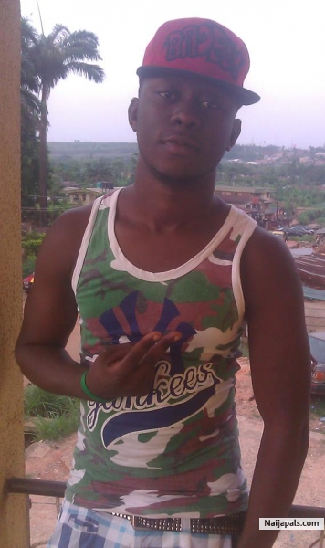  - click for next photo