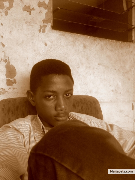 5n boi no pimples - click for next photo
