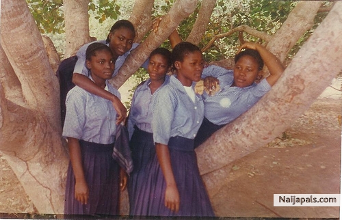 From left Zainab, Salamat, Grace, Kikelomo, and Nafisat - click for next photo
