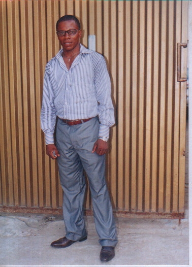  - click for next photo