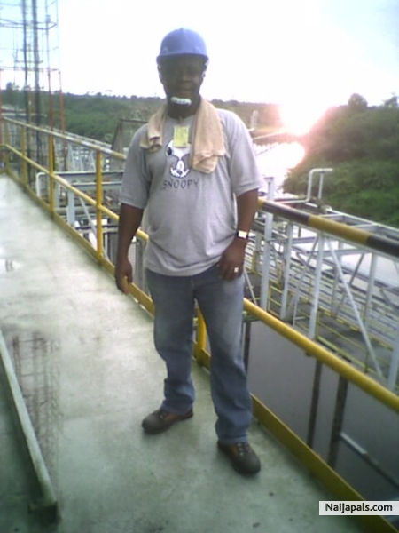 working at the oil rig in warri delta state - click for next photo