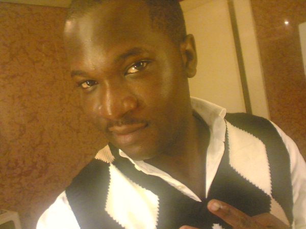  - click for next photo