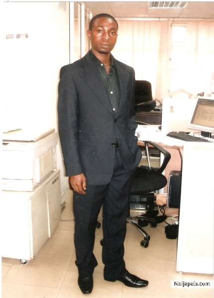  - click for next photo