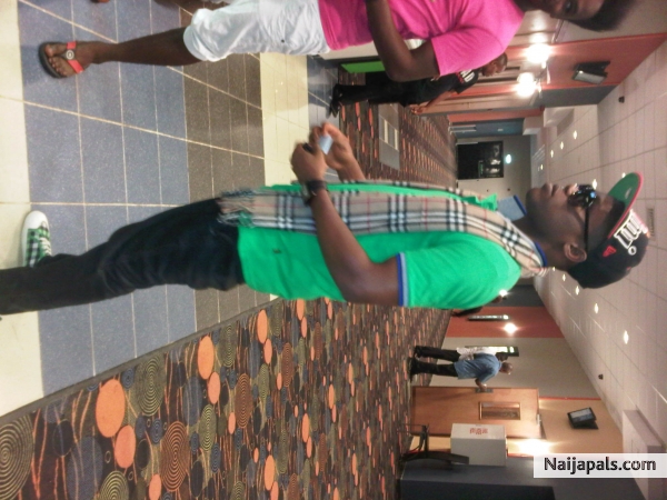 out wiv sm' naija pals.... - click for next photo