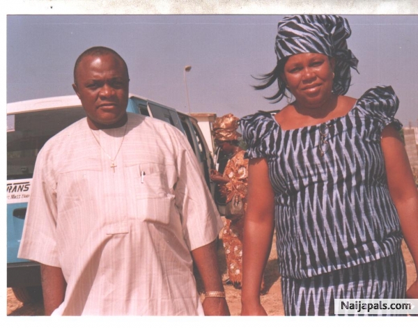 mum and uncle freeman - click for next photo