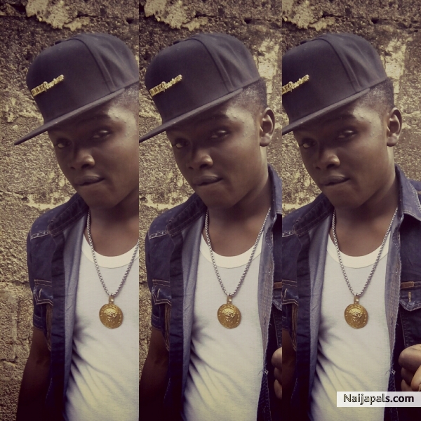 Just meeee......... JAYGLITZ - click for next photo
