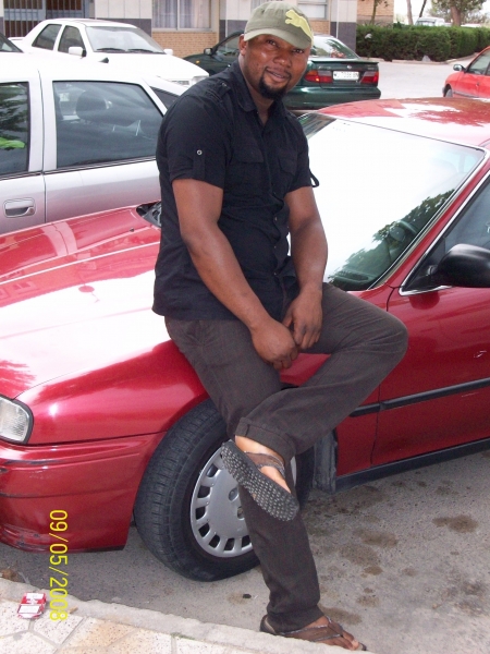  - click for next photo