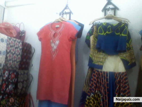  - click for next photo