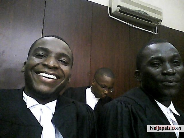 in court wiv elder j - click for next photo
