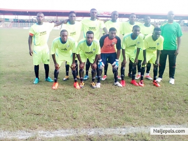 Strong team.. Jagamittoto - click for next photo